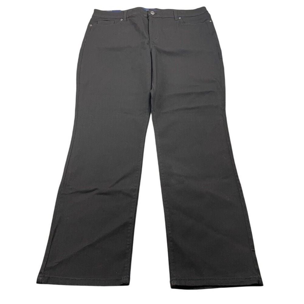 NWT Bandolino Amy Modern Straight Leg Jeans Black Deluxe Super Stretch Size 16